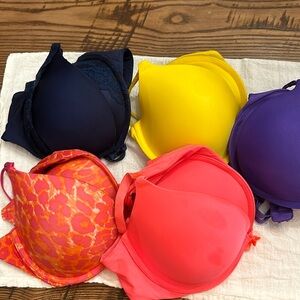 Victoria Secret lot of bras 36C